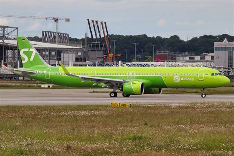 Airbus A321 271NX S7 Siberia Airlines D AYAG VQ BLT MSN 10883