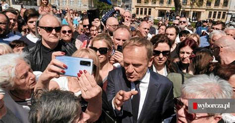 Donald Tusk przyjeżdża do Poznania mobilizować ludzi W PO spodziewają