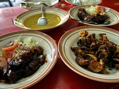 Pariwisata Provinsi Jawa Tengah Kuliner GULAI KAMBING GORENG