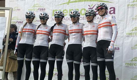 Equipo Colombiano De Ciclismo Femenino Colnago Cm Debut En Europa