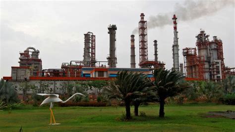 Ioc To Invest ₹24000 Cr In Gujarat Refinery Expansion Petrochem