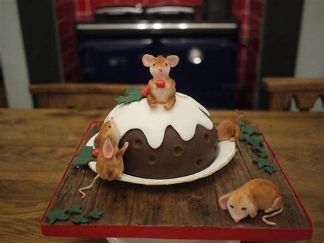 Mischievous Mice Decorated Cake By The Sugar Cloud Cakesdecor