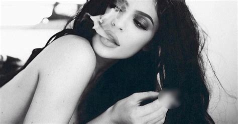 Ch P Nh B N Nude Kylie Jenner P Ma M Quy N R M Ch Ng H Ph N C M