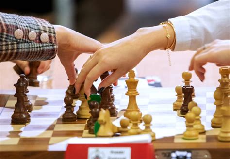 World Chess Body Bars Trans Women From Competing In Womens Events