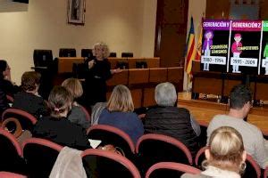 Burriana realiza el taller Mediación Parental y Redes Sociales