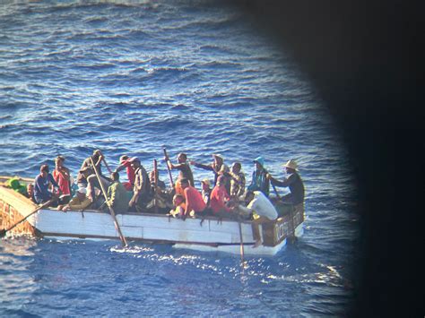 Crew Of Mv Garden State Rescues Cuban Migrants Adrift At Sea