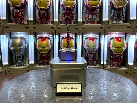 IN STOCK FREE LOCAL POSTAGE MARVEL AGE OF ULTRON HOT TOYS SCALE MMS THOR LIGHT UP