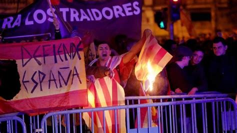 La Polic A Nacional Incauta A Un Militar Una Pistola En Una Protesta