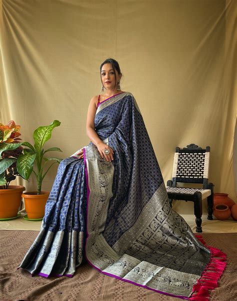 Navy Blue Saree With Silver Border Atelier Yuwa Ciao Jp