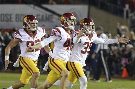 The 5 Most Memorable Pac 12 Big Ten Matchups In The Rose Bowl Game