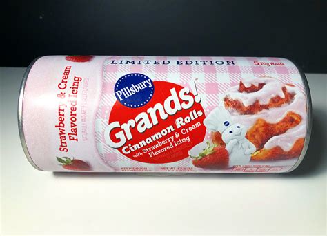 REVIEW: Pillsbury Grands! Strawberries & Cream Cinnamon Rolls - Junk Banter