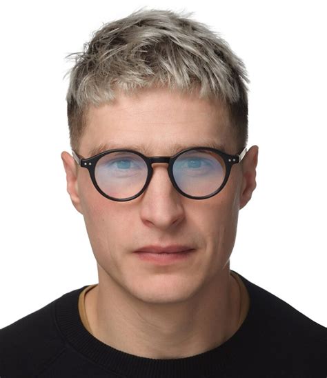 17 Fresh Crew Cuts For Men Who Wear Glasses