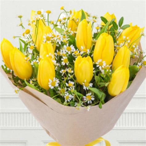 Online Yellow Tulips Bouquet Gift Delivery in Singapore - FNP