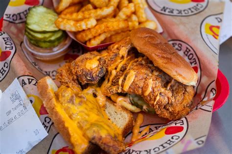 Daves Hot Chicken Opening New Boston Location Friday Masslive