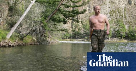 Putins ‘peculiar Walk Linked To Kgb Weapons Training Report Claims World News The Guardian