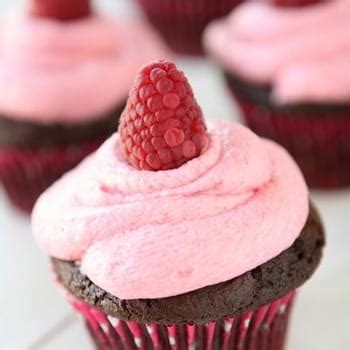 Chocolate Cupcakes With Cherry Butter Cream Frosting Recipe