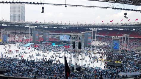 Kampanye Akbar Pendukung Prabowo Gibran Mulai Berdatangan Ke Gbk