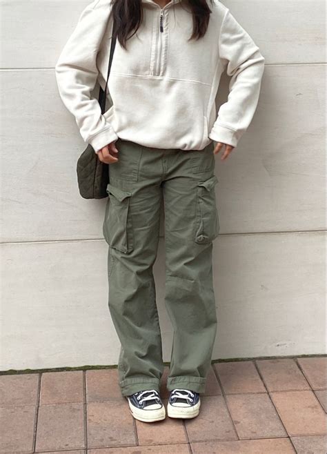 Green Cargos Outfit Gorpcore Acubi Fashion Green Cargo Pants Outfit