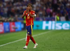 Respons Pelatih Timnas Spanyol Soal Lamine Yamal Yang Dikabarkan Tak