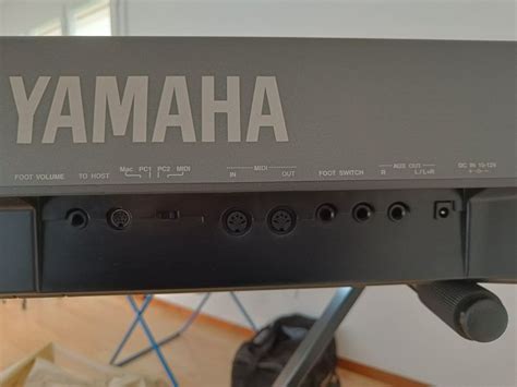 YAMAHA PSR 640 Keyboard mit Ständer Kaufen auf Ricardo