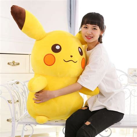 Peluche Pikachu • La Pokémon Boutique