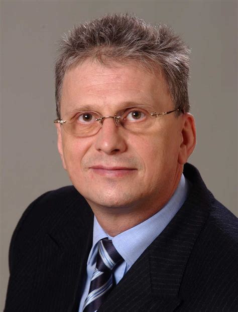 Paperless Trade in International Supply Chains: Enhancing Efficiency ...