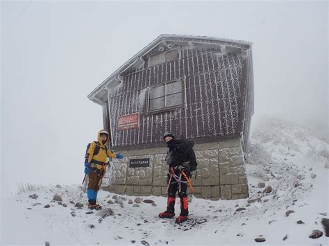 伯耆大山貫通コース（木谷登山口→駒鳥小屋→振子沢→象ケ鼻→ユートピア→三鈷峰→上宝珠→元谷→南光河原） Peak Huntさんの大山・甲ヶ