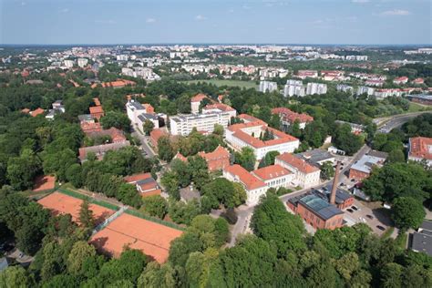 Pracownicy UWM mają dość blokowania wypłaty podwyżek przez NZZP UWM