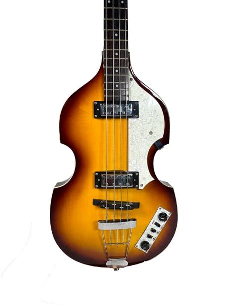 Hofner B-Bass Icon Series Electric Bass & OHSC in MINT condition ...