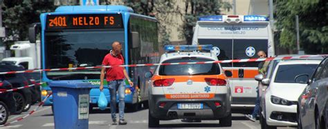 Accoltellato In Strada Da Un Uomo Sul Monopattino