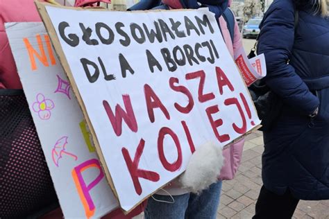 75 powodów dlaczego referendum w sprawie aborcji to zły pomysł