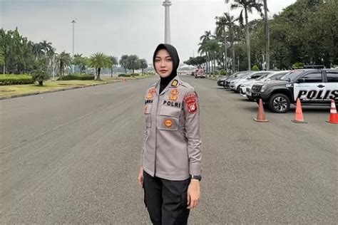 Cantiknya AKP Rita Yuliana Kenakan Baju Dinas Dengan Balutan Hijab