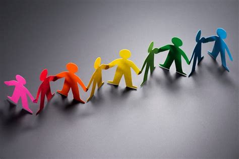 La Famiglia Del Futuro DallEuropa Arriva Il Co Parenting Gay It