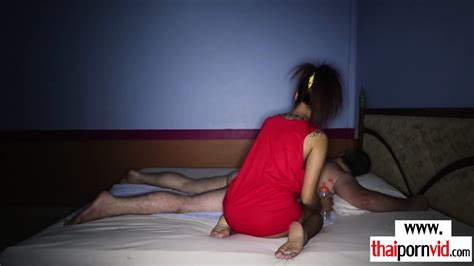 Amateur Thai Teen Rubs Her Clients Bare Body With Her Oily Hands