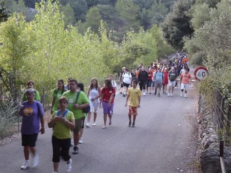 Unos Voluntarios De Protecci N Civil Colaborar N En La Xxxix Pujada