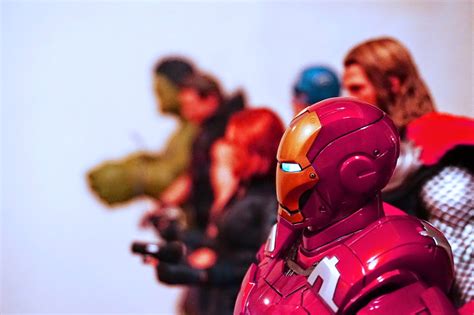 Toy Construct Good Day 2015 Avengers Hot Toys Assemble