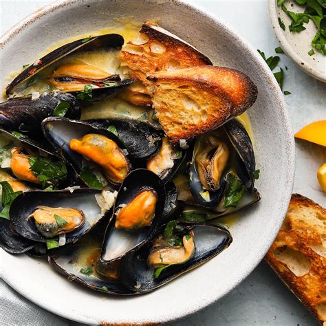 Mussels Recipe White Wine Garlic