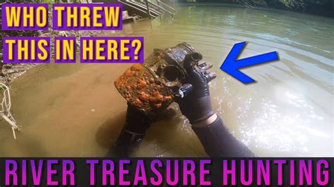 River Treasure Hunting Searching The Gun Location 2020 Youtube