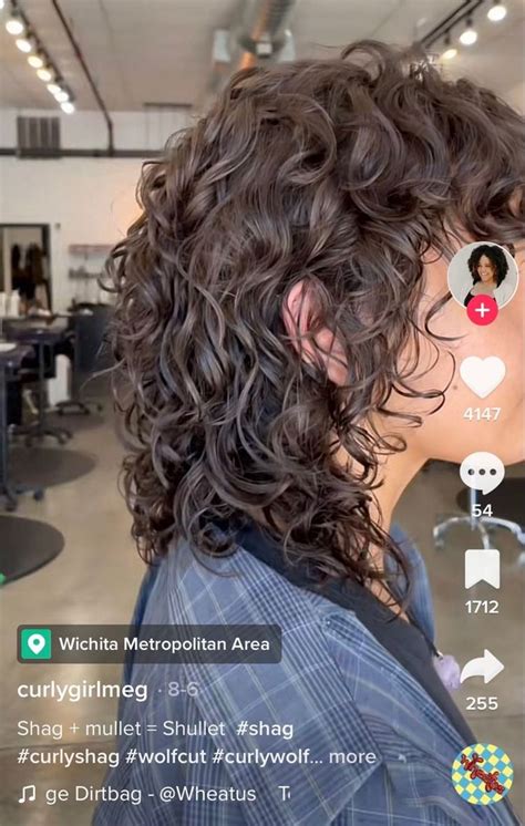 Pin By Isa On Cabellito Hairdos For Curly Hair Haircuts For Curly