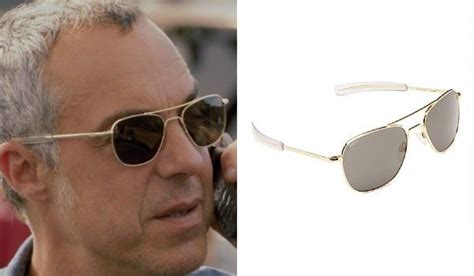 Harry Bosch Titus Welliver Sunglasses In Bosch Titus Welliver