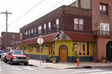 American Sardine Bar 1800 Federal St Philadelphia Pa 19146 Usa