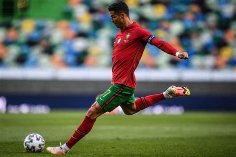 Watch Cristiano Ronaldo’s ‘worst free kick ever’ as Portugal captain ...