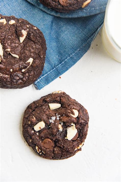 Ultimate Double Chocolate Chip Cookies The Flavor Bender