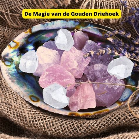 De Gouden Driehoek Amethist Bergkristal En Rozenkwarts Spirituele