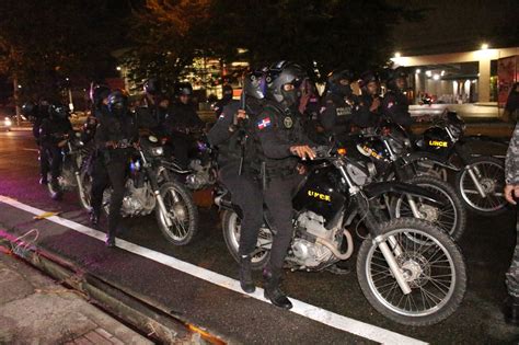 Policía garantiza seguridad colectiva mediante realización de extenso