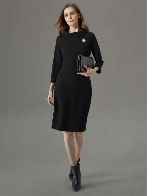 Elegant Regular Fit Stand Collar Plain Dress With Brooch Stylewe