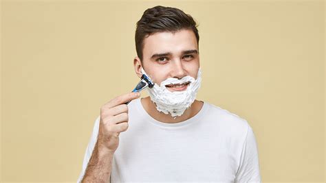 Cómo afeitarse la barba correctamente paso a paso Cuerpo