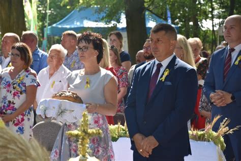 Dożynki 2022 w gminie Brzuze Mieszkańcy podziękowali za plony Zobacz