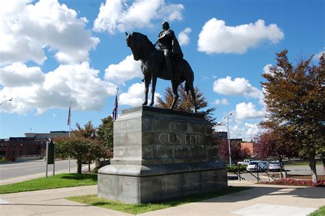 Michigan Roadside Attractions: George Custer Statue in Monroe - Travel ...