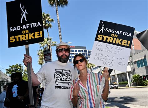 Celebrities Who Are On The Sag Aftra Strike Picket Lines Pics Us Weekly